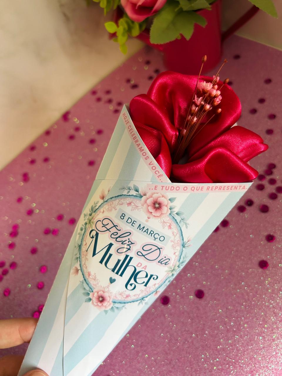 Mini Buquê com Elástico Dia da Mulher